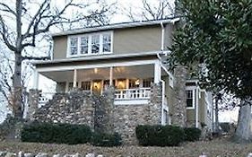 Branson House 3*